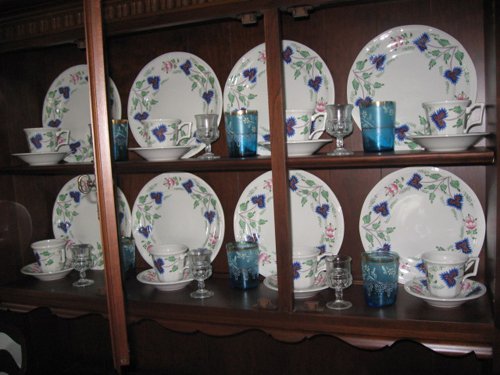 Property photo 163 - Major Antique & Collectibles Auction